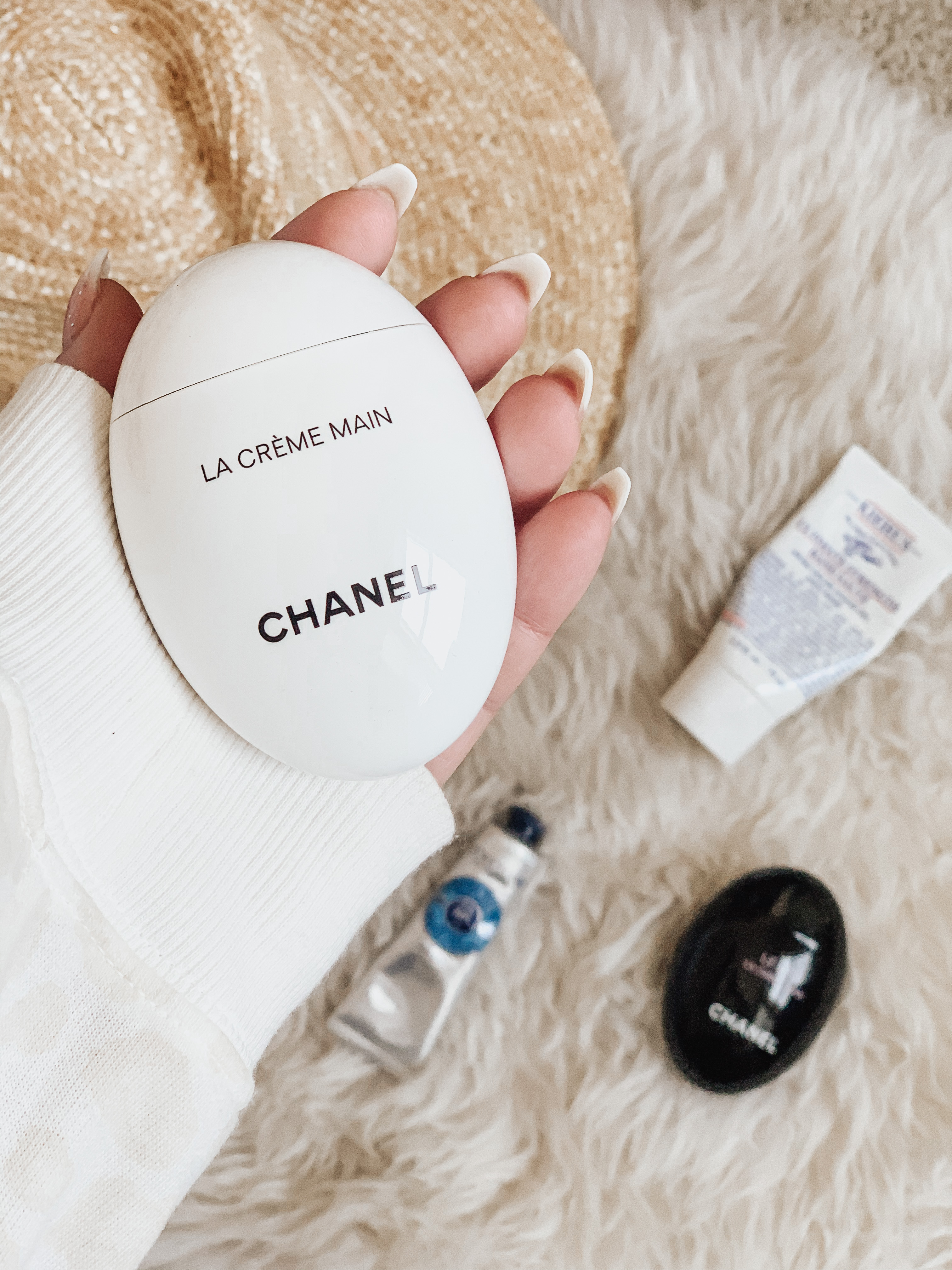 CHANEL LA CREME MAIN TEXTURE RICHE REVIEW - hand cream 